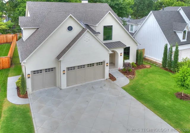 Photo 4 of Single family home for sale at 2631 S Florence Dr, Tulsa, OK 74114 | MLS# 2626928 | Listing updated on 2026-10-07