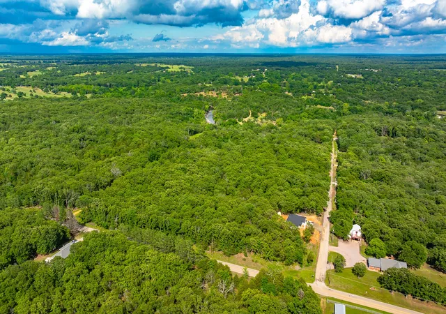 2nd image of 0 Elks Rd, Tishomingo, OK 73460 | MLS# 2626958