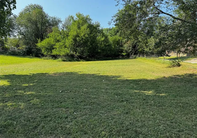 Photo 1 of Sale Pending at 2117 W Plum St, Collinsville, OK 74021 | MLS# 2626962 | Listing updated on 2026-08-20