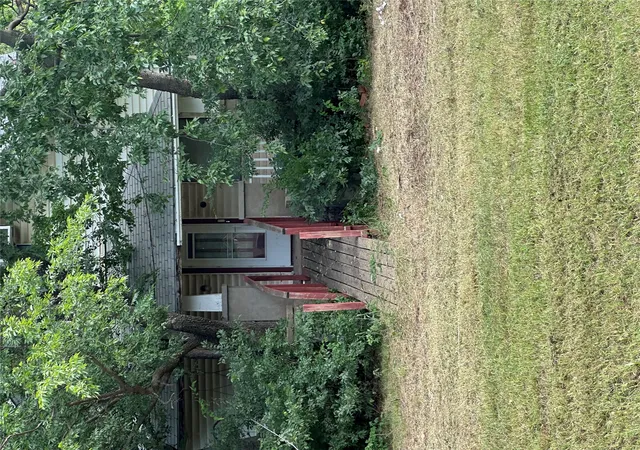 1st image of 165 W 2nd St, Jennings, OK 74038 | MLS# 2626974