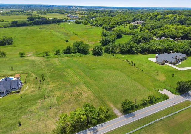 Photo 3 of Sale Pending at 2536 E 161st Street, Bixby, OK 74008 | MLS# 2627042 | Listing updated on 2026-08-28