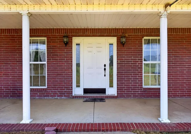 Photo 4 of Single family home for sale at 17063 Rhino, Spiro, OK 74959 | MLS# 2627047 | Listing updated on 2026-07-23