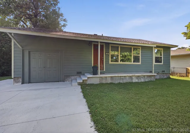 Photo 2 of Single family home for sale at 3331 S Louisville Ave, Tulsa, OK 74135 | MLS# 2626973 | Listing updated on 2026-07-24