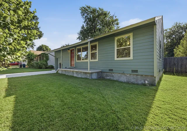 Photo 3 of Single family home for sale at 3331 S Louisville Ave, Tulsa, OK 74135 | MLS# 2626973 | Listing updated on 2026-07-24