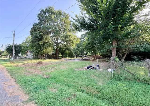 Photo 3 of Land for sale at 117 NW I St, Antlers, OK 74523 | MLS# 2627066 | Listing updated on 2026-07-23