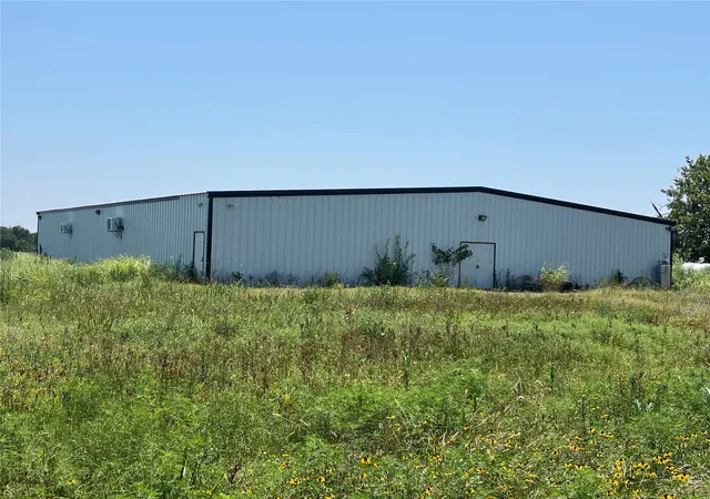 Photo 1 of Land for sale at 23375 Highway 52, Henryetta, OK 74437 | MLS# 2627072 | Listing updated on 2026-08-20