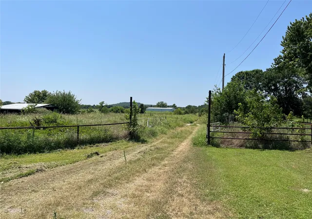 Photo 3 of Land for sale at 23375 Highway 52, Henryetta, OK 74437 | MLS# 2627072 | Listing updated on 2026-08-20