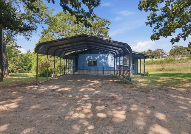 Photo 4 of Single family home for sale at 23796 E Highway 66, Chelsea, OK 74016 | MLS# 2626941 | Listing updated on 2026-09-28