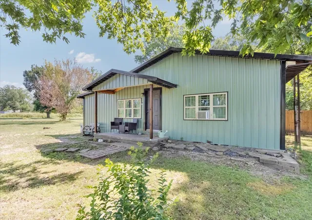 3rd image of 450 S Delaware Ave, Lenapah, OK 74042 | MLS# 2627111