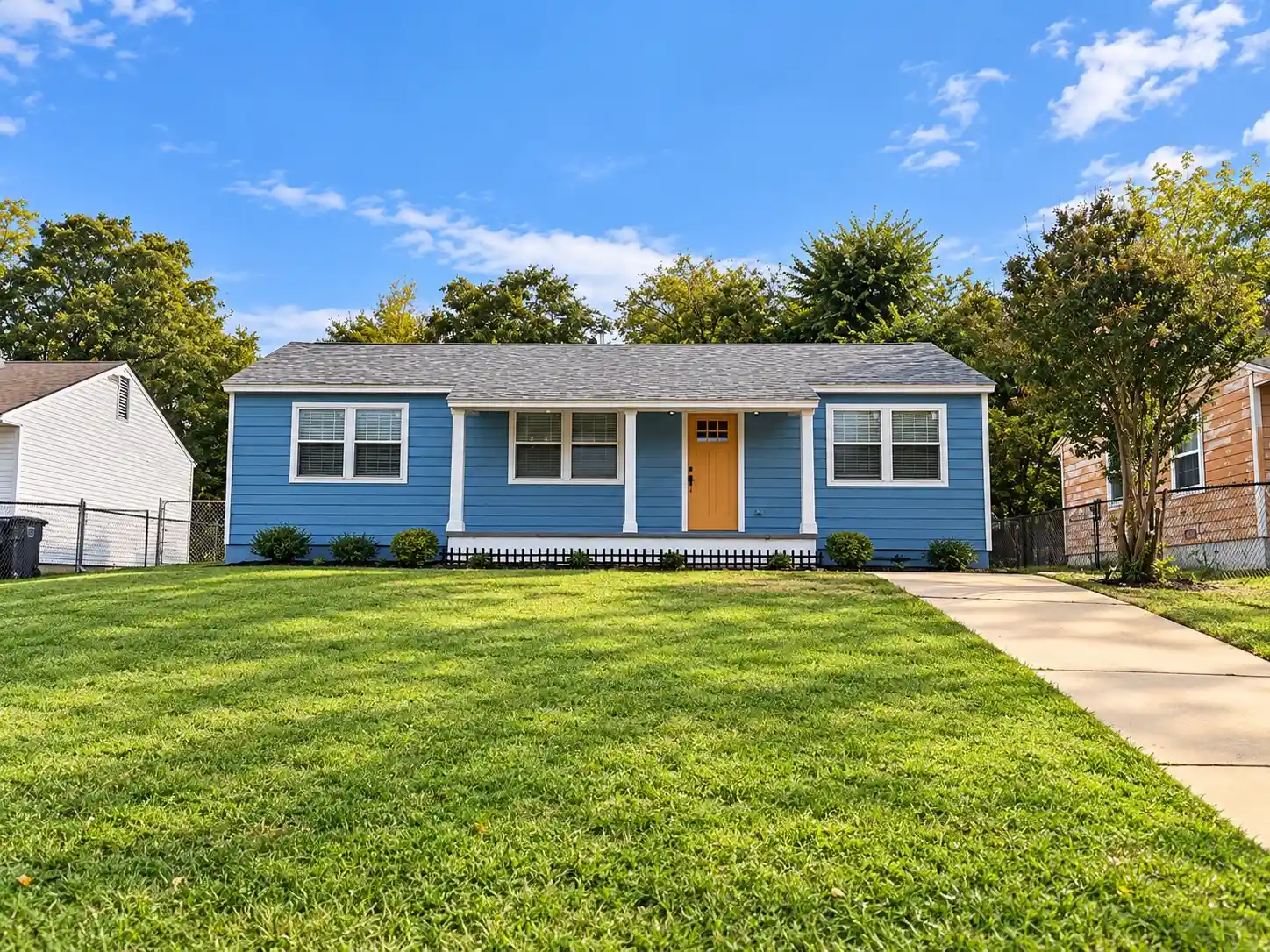 Photo 1 of Single family home for sale at 1576 N Knoxville Ave, Tulsa, OK 74115 | MLS# 2627123 | Listing updated on 2026-10-28