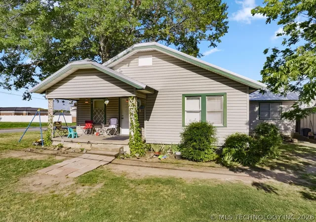 Photo 1 of Single family home for sale at 824 S California, Atoka, OK 74525 | MLS# 2627132 | Listing updated on 2026-08-23