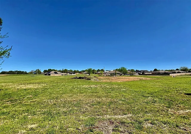 1st image of 17530 W Tray Rd, Tahlequah, OK 74464 | MLS# 2627133