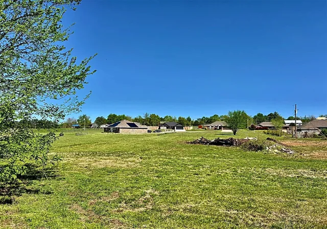 Photo 3 of Land for sale at 17530 W Tray Rd, Tahlequah, OK 74464 | MLS# 2627133 | Listing updated on 2026-07-23