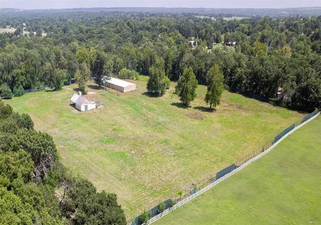 3rd image of 13805 County Road 3500, Ada, OK 74820 | MLS# 2627057