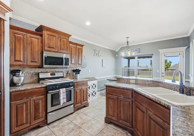Photo 4 of Sale Pending at 14468 N 72nd East Ave, Collinsville, OK 74021 | MLS# 2627170 | Listing updated on 2026-09-16