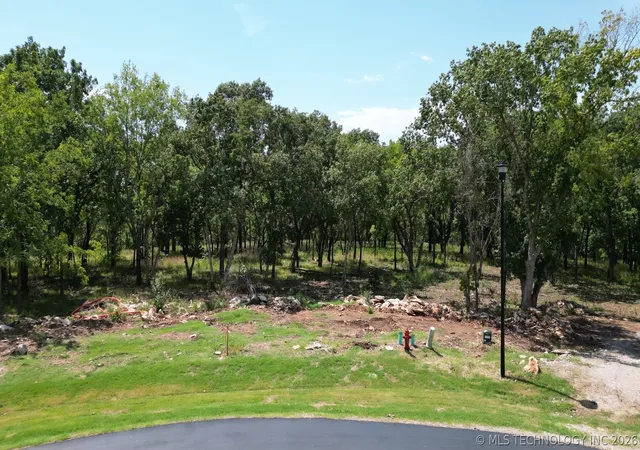 2nd image of 17686 E Falcon Pass, Owasso, OK 74055 | MLS# 2625968