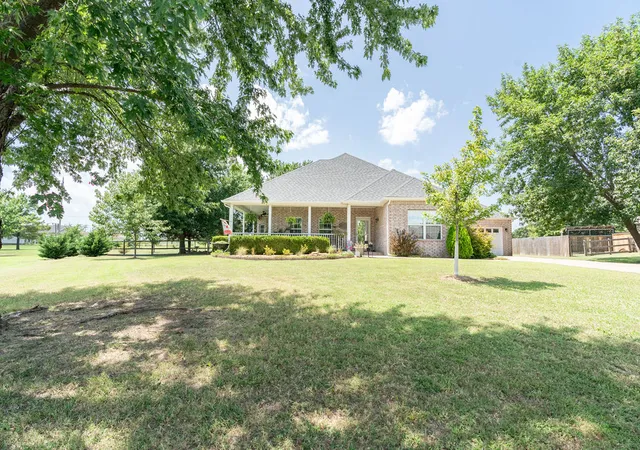 Homes for sale in Skiatook, OK | 200 N Woodchuck Ln, Skiatook, OK 74070 | MLS# 2626923