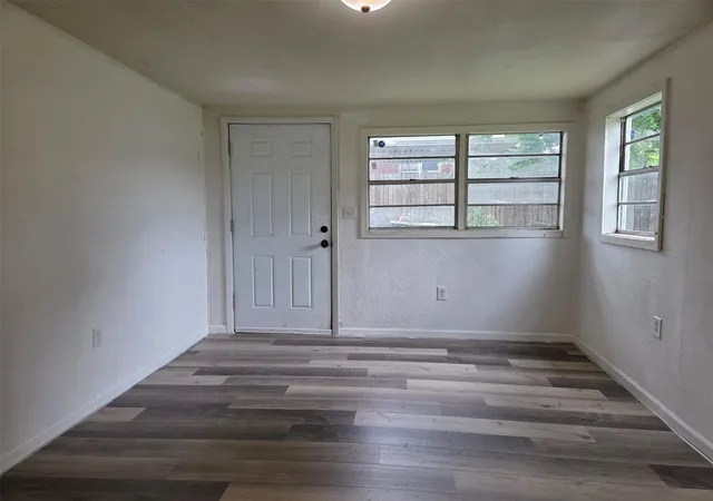 Photo 3 of Single family home for sale at 453 Ne Elmhurst Ave, Bartlesville, OK 74006 | MLS# 2627131 | Listing updated on 2026-08-20