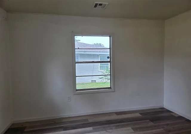 Photo 4 of Single family home for sale at 453 NE Elmhurst Ave, Bartlesville, OK 74006 | MLS# 2627131 | Listing updated on 2026-08-20