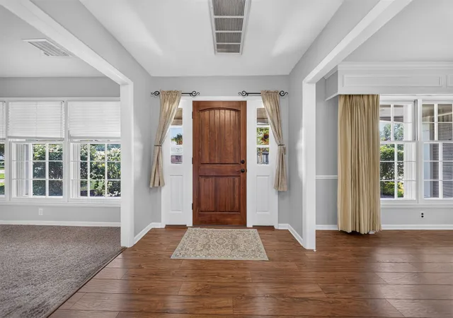 Photo 4 of Single family home for sale at 5853 S Irvington Ave, Tulsa, OK 74135 | MLS# 2623655 | Listing updated on 2026-10-02