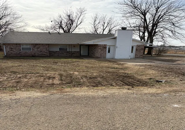 1st image of 1001 E Pecan St, Cushing, OK 74023 | MLS# 2627214