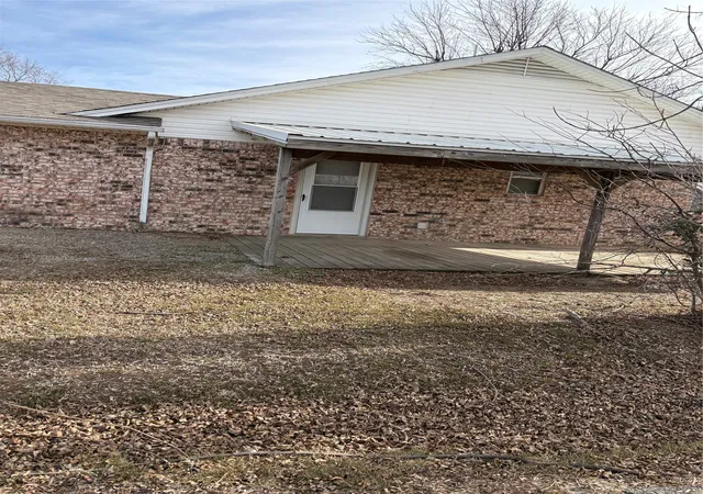 2nd image of 1001 E Pecan St, Cushing, OK 74023 | MLS# 2627214
