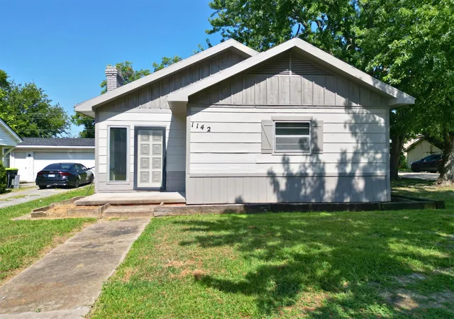5th image of 1142 S Stockton St, Ada, OK 74820 | MLS# 2627008