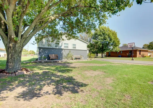 Photo 2 of Sale Pending at 14805 E Latimer St, Tulsa, OK 74116 | MLS# 2626980 | Listing updated on 2026-08-24