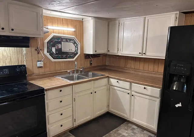 Photo 3 of Manufactured home for sale at 7423 69th Street, Tulsa, OK 74126 | MLS# 2627275 | Listing updated on 2026-08-24