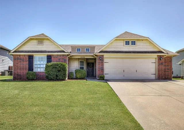 1st image of 2006 W Greenleaf Ct, Bartlesville, OK 74006 | MLS# 2627287