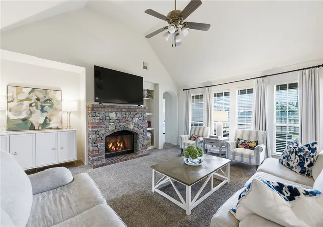 Photo 3 of Sale Pending at 1415 W 118th Street, Jenks, OK 74037 | MLS# 2627309 | Listing updated on 2026-08-21