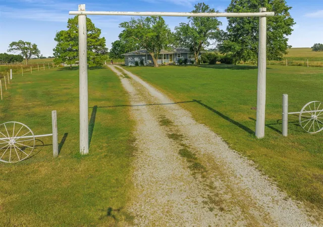 2nd image of 27414 S 4440 Rd, Vinita, OK 74301 | MLS# 2627258