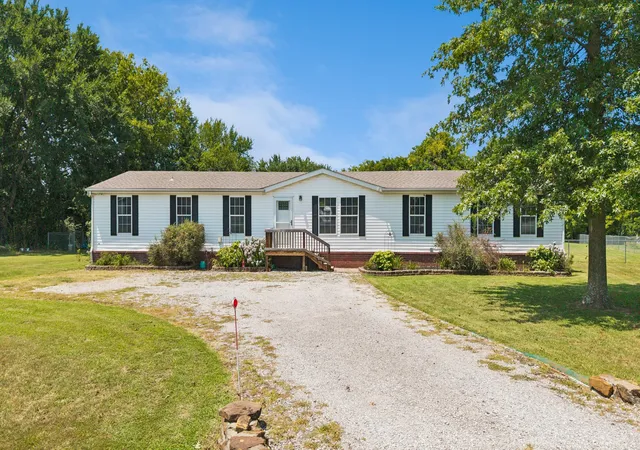 1st image of 15575 Beaumont Pl, Mounds, OK 74047 | MLS# 2625687