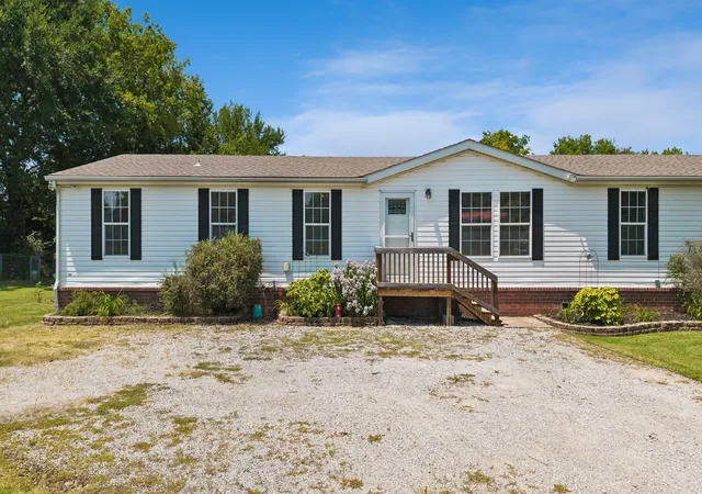Photo 3 of Sale Pending at 15575 Beaumont Pl, Mounds, OK 74047 | MLS# 2625687 | Listing updated on 2026-09-18