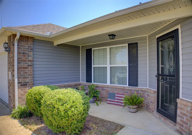 Photo 3 of Single family home for sale at 25450 E 93rd Place S, Broken Arrow, OK 74014 | MLS# 2627221 | Listing updated on 2026-09-30