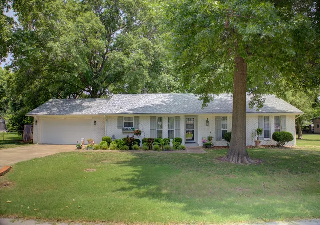 Photo 1 of Sale Pending at 8425 E 125th Street S, Bixby, OK 74008 | MLS# 2627108 | Listing updated on 2026-07-30