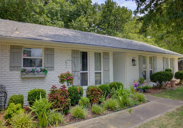 Photo 2 of Sale Pending at 8425 E 125th Street S, Bixby, OK 74008 | MLS# 2627108 | Listing updated on 2026-07-30
