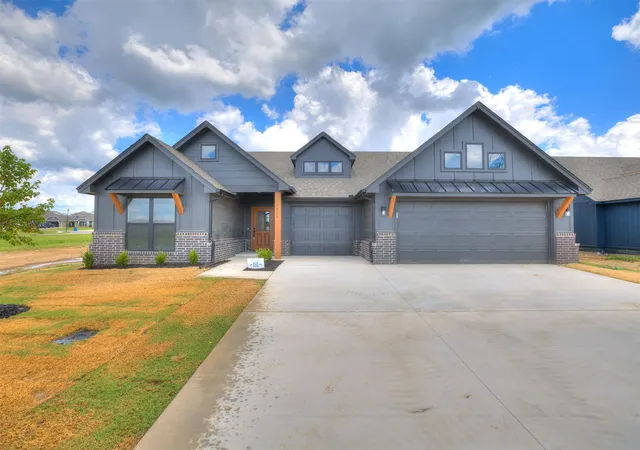 2nd image of 7613 E 89th St, Owasso, OK 74055 | MLS# 2627394