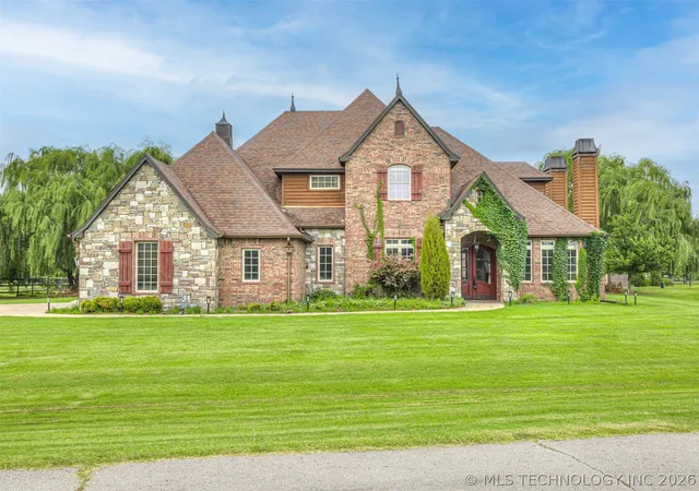 1st image of 18961 Chickadee Ct, Owasso, OK 74055 | MLS# 2627449