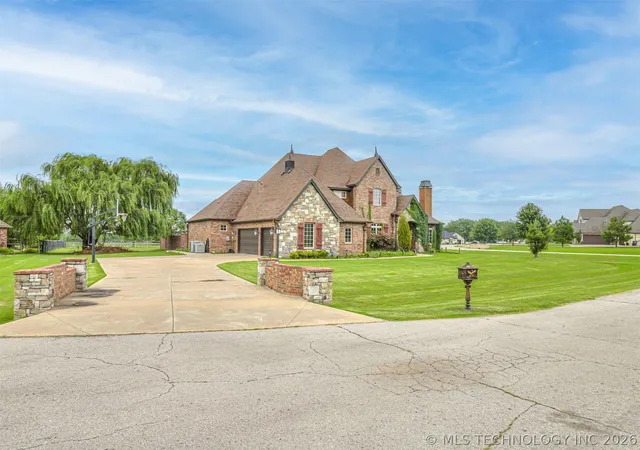 2nd image of 18961 Chickadee Ct, Owasso, OK 74055 | MLS# 2627449