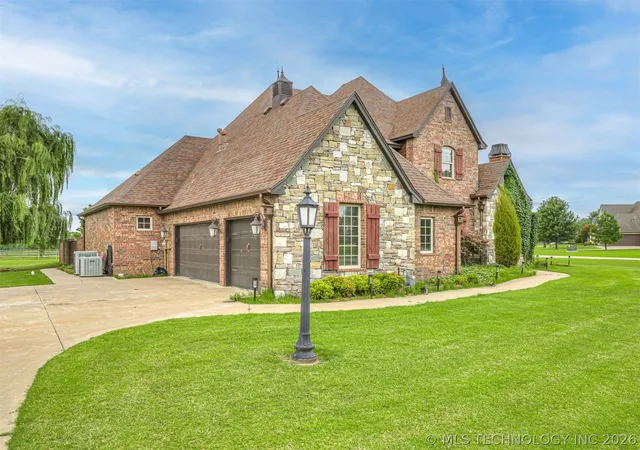 3rd image of 18961 Chickadee Ct, Owasso, OK 74055 | MLS# 2627449