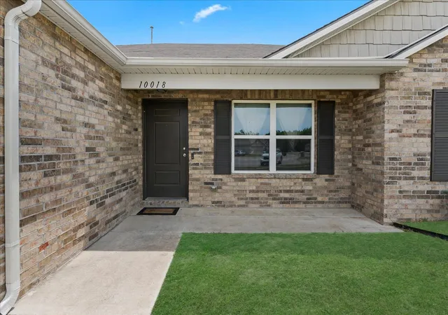 Photo 3 of Single family home for sale at 10018 E 110th Place, Owasso, OK 74055 | MLS# 2627150 | Listing updated on 2026-08-20