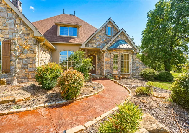 4th image of 1202 Walker Cir, Ada, OK 74820 | MLS# 2627041