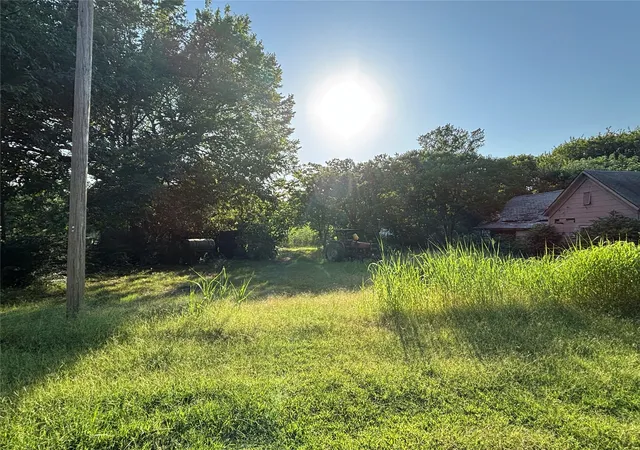 3rd image of 11 N Main St, Hendrix, OK 74741 | MLS# 2627479