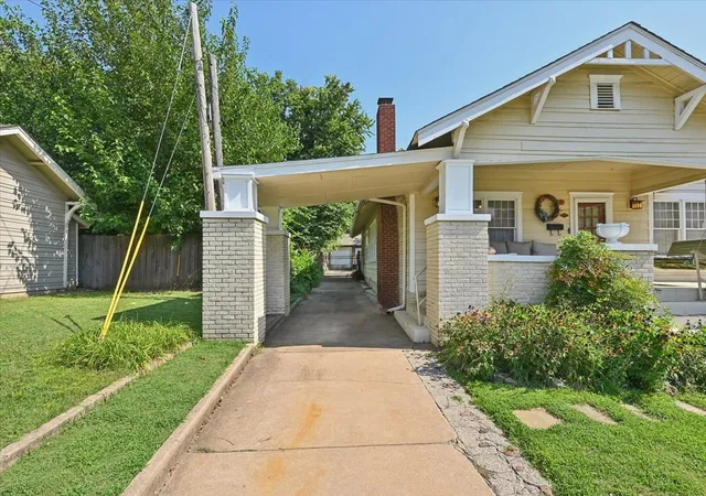 Photo 2 of Single family home for sale at 2115 E 17th Place, Tulsa, OK 74104 | MLS# 2626682 | Listing updated on 2026-08-20