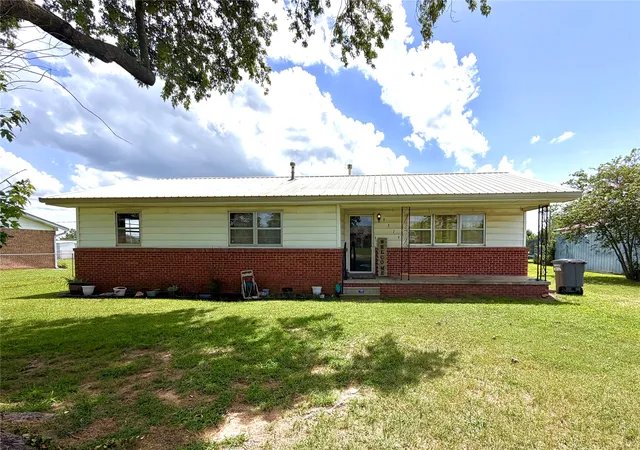 1st image of 9279 County Road 1540, Ada, OK 74820 | MLS# 2627473