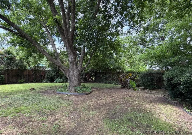 11th image of 1733 Tiverton St Nw, Ardmore, OK 73401 | MLS# 2627504