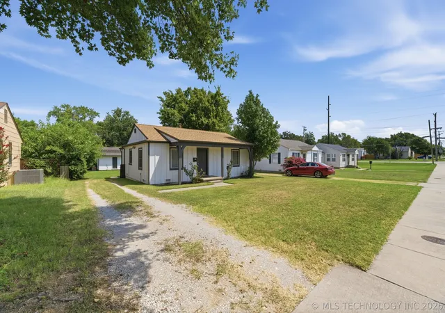 Photo 2 of Sale Pending at 4821 E Latimer St, Tulsa, OK 74115 | MLS# 2627545 | Listing updated on 2026-08-23
