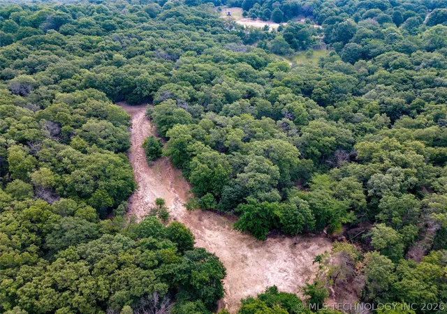 3rd image of 383006 E1160, Wetumka, OK 74883 | MLS# 2625502