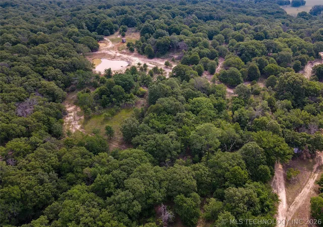 4th image of 383006 E1160, Wetumka, OK 74883 | MLS# 2625502